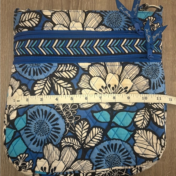 Vera Bradley Blue Bayou Crossbody Purse Double Front Zippers - Picture 9 of 10
